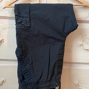 Gap Mens cargo joggers size large in black